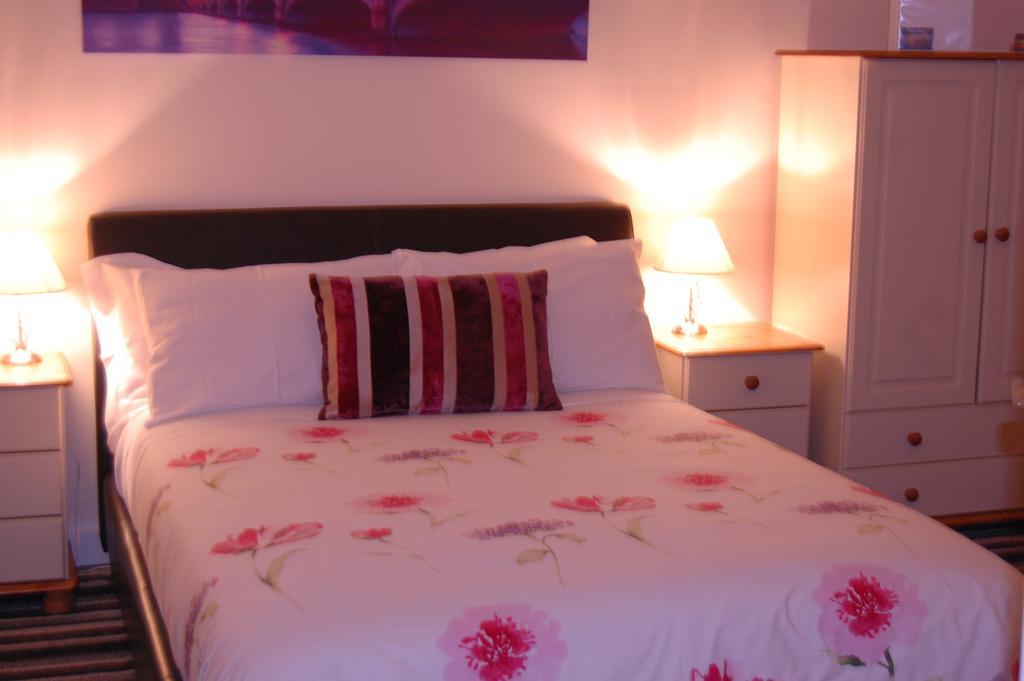 Dawn Break Bed & Breakfast Largs Room photo